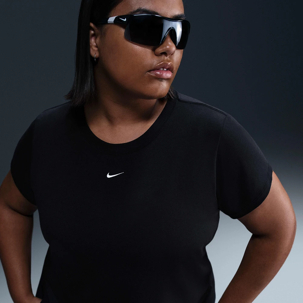 Nike Sportswear Chill Knit Women's Cropped T-Shirt (Plus Size)