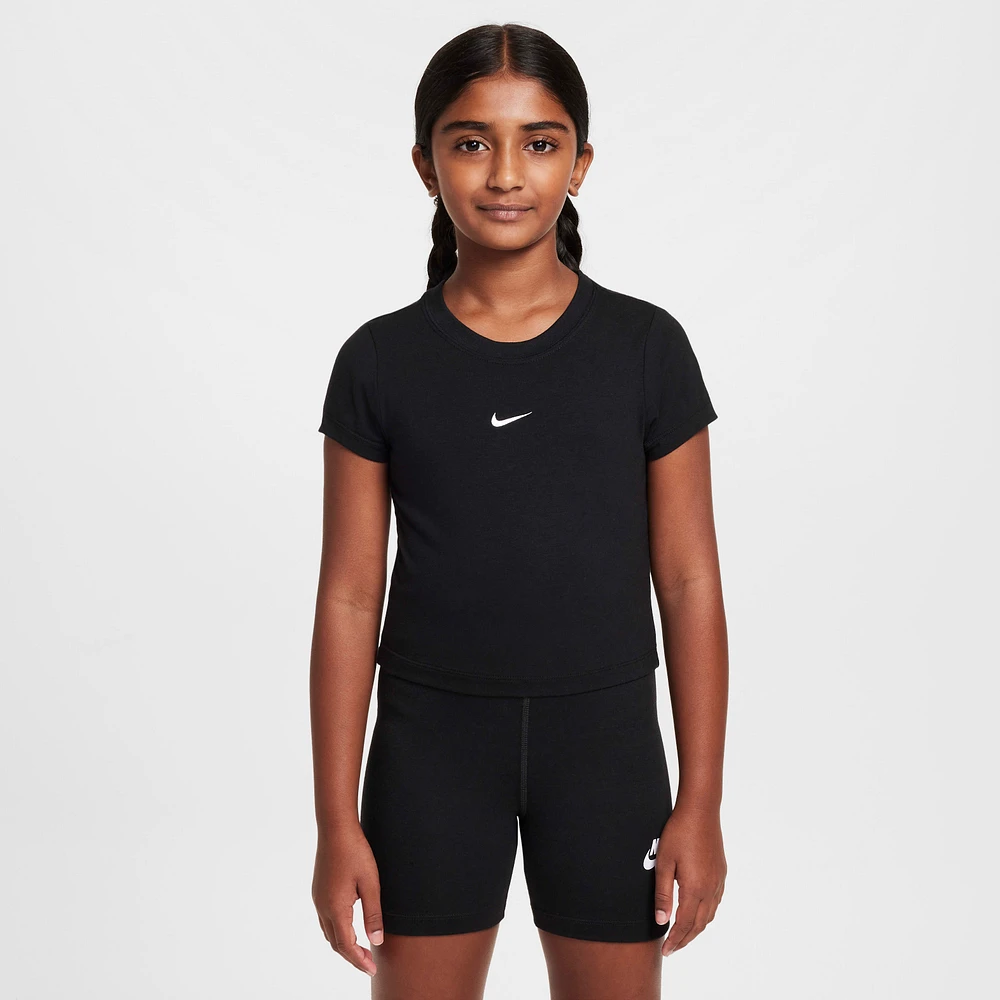 Nike Sportswear Big Kids' (Girls') Cropped T-Shirt