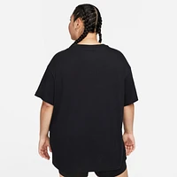 Nike Sportswear Essential Women's T-Shirt (Plus Size)