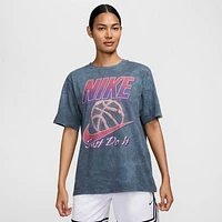 Nike Sportswear Women's Short-Sleeve Graphic T-Shirt