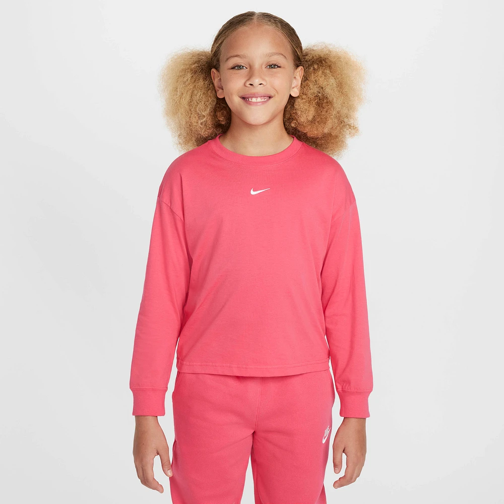 Nike Sportswear Essential Big Kids' (Girls') Long-Sleeve T-Shirt