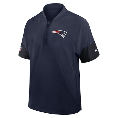 New England Patriots Sideline Coach Men's Nike NFL 1/2-Zip Short-Sleeve Hooded Jacket