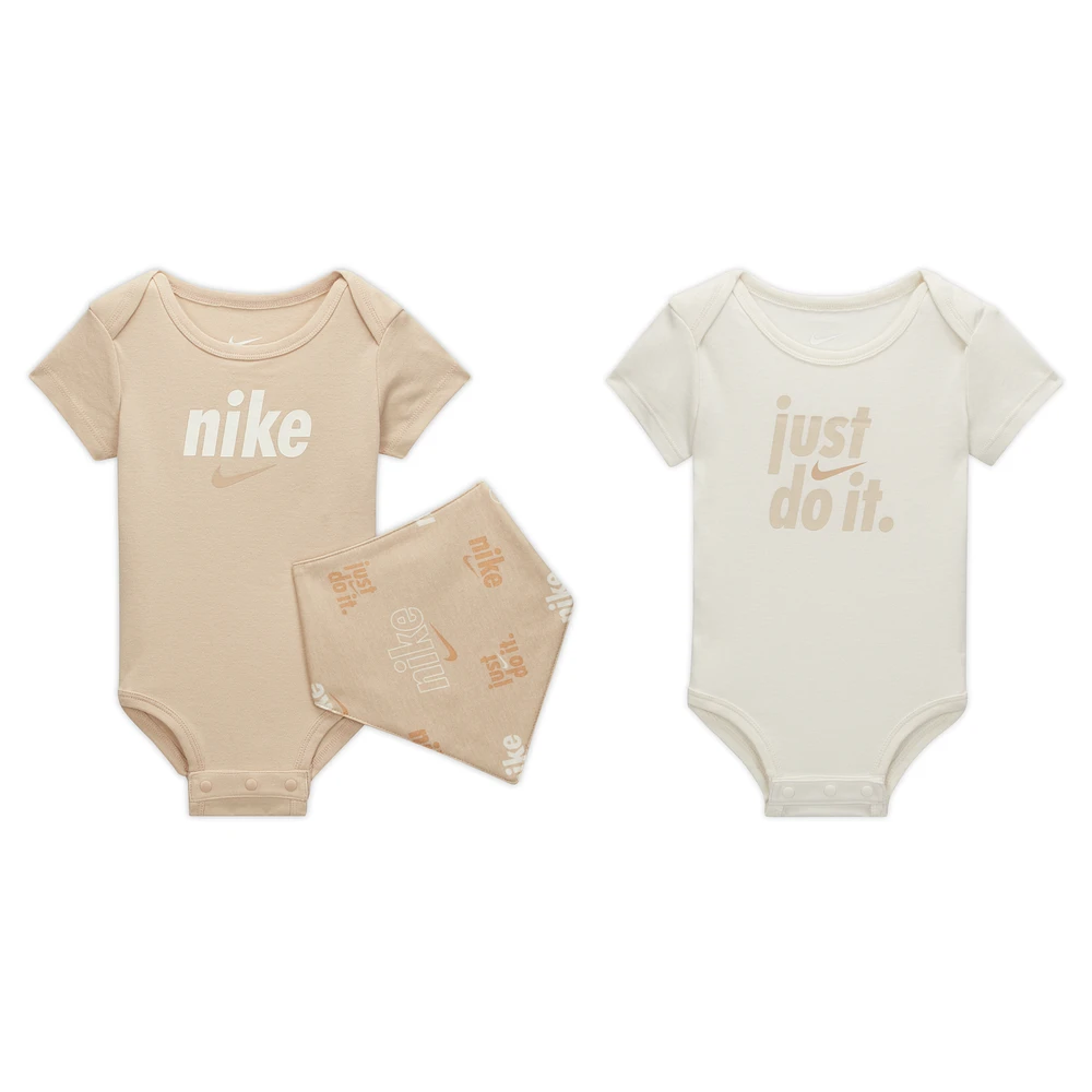 Nike E1D1 Bib and Bodysuit Set Baby (12-24M) 3-Piece