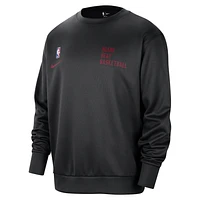 Miami Heat Spotlight Men's Nike Dri-FIT NBA Crew-Neck Sweatshirt