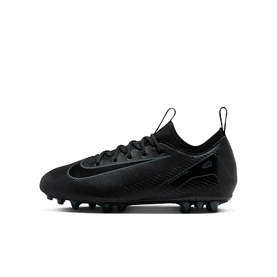 Nike Jr. Mercurial Vapor 16 Academy Little/Big Kids' AG Low-Top Soccer Cleats