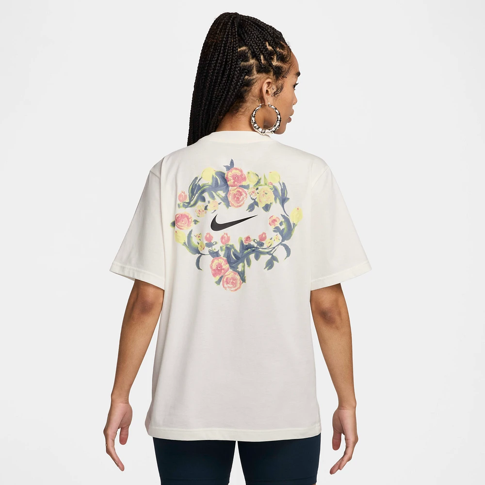 Nike Sportswear Women's Artist Collection Short-Sleeve Graphic T-Shirt