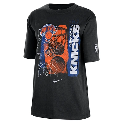 New York Knicks Courtside Women's Nike NBA T-Shirt