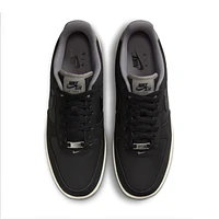 Nike Air Force 1 '07 LV8 Men's Winterized Shoes