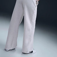 Nike Sportswear Club Fleece Women's Mid-Rise Wide-Leg Graphic Pants