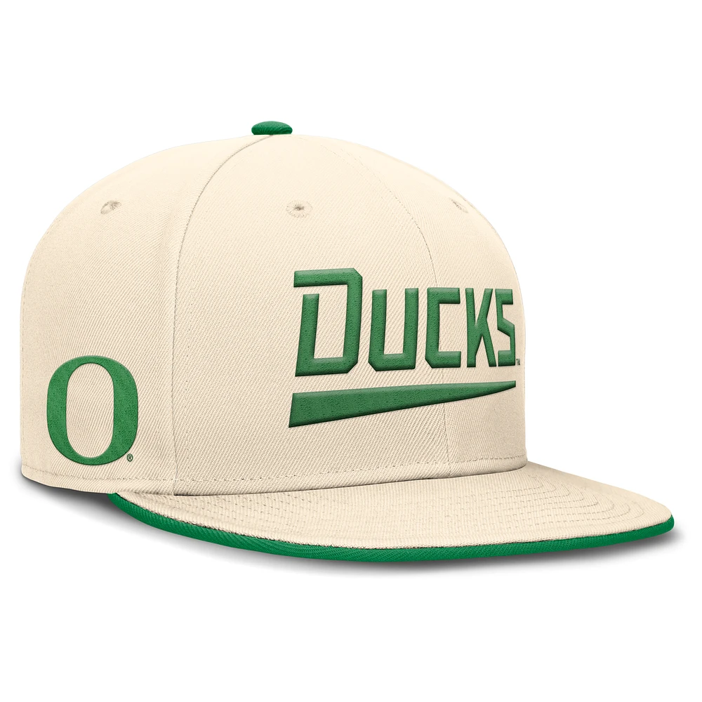 Oregon Ducks Primetime True Men's Nike Dri-FIT College Fitted Hat