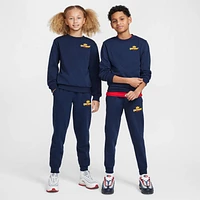 Nike Sportswear Club Big Kids' French Terry Sweatshirt