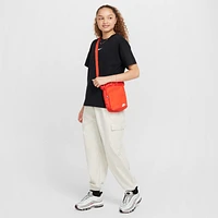 Nike Sportswear Essential Big Kids' (Girls') T-Shirt