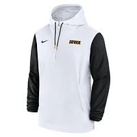 Iowa Hawkeyes Sideline Pre-Game Player Men's Nike College 1/2-Zip Hooded Jacket