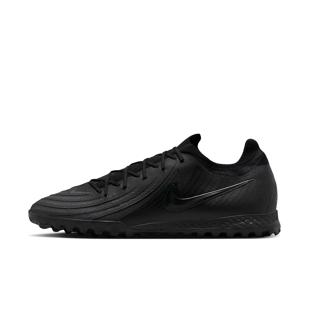 Nike Phantom GX 2 Pro FG Low-Top Soccer Cleats