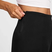 Nike Sportswear Tech Fleece Women's High-Waisted 3" Pleated Shorts