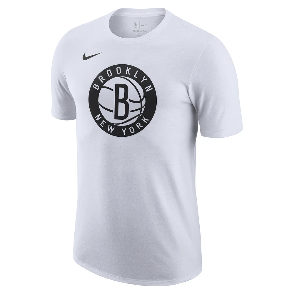 Brooklyn Nets Essential Men's Nike NBA T-Shirt