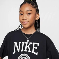 Nike Sportswear Girls' T-Shirt