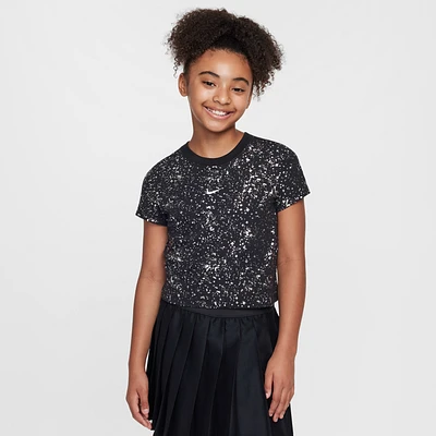 Nike Sportswear Big Kids' (Girls') Crop T-Shirt