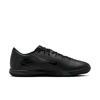 Nike Mercurial Vapor 16 Academy IC Low-Top Soccer Shoes