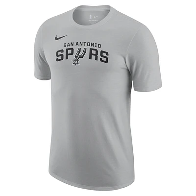 San Antonio Spurs Essential Men's Nike NBA T-Shirt