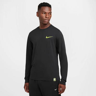 Nike Sportswear Club Long-Sleeve T-Shirt