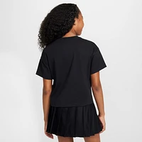 Nike Sportswear Big Kids' (Girls') T-Shirt