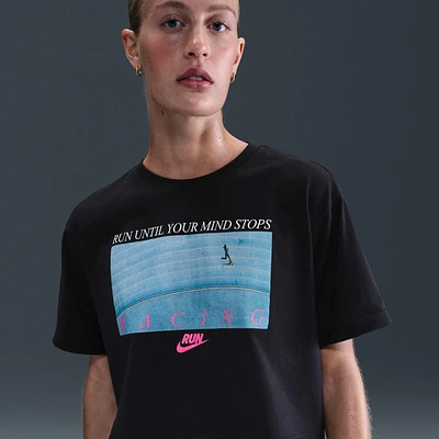 Nike Sportswear Club Women's Cropped T-Shirt
