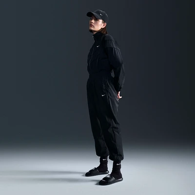 Nike Sportswear Essential Women's Mid-Rise Oversized Woven Joggers