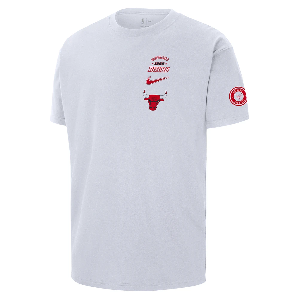 Chicago Bulls Courtside Men's Nike NBA T-Shirt