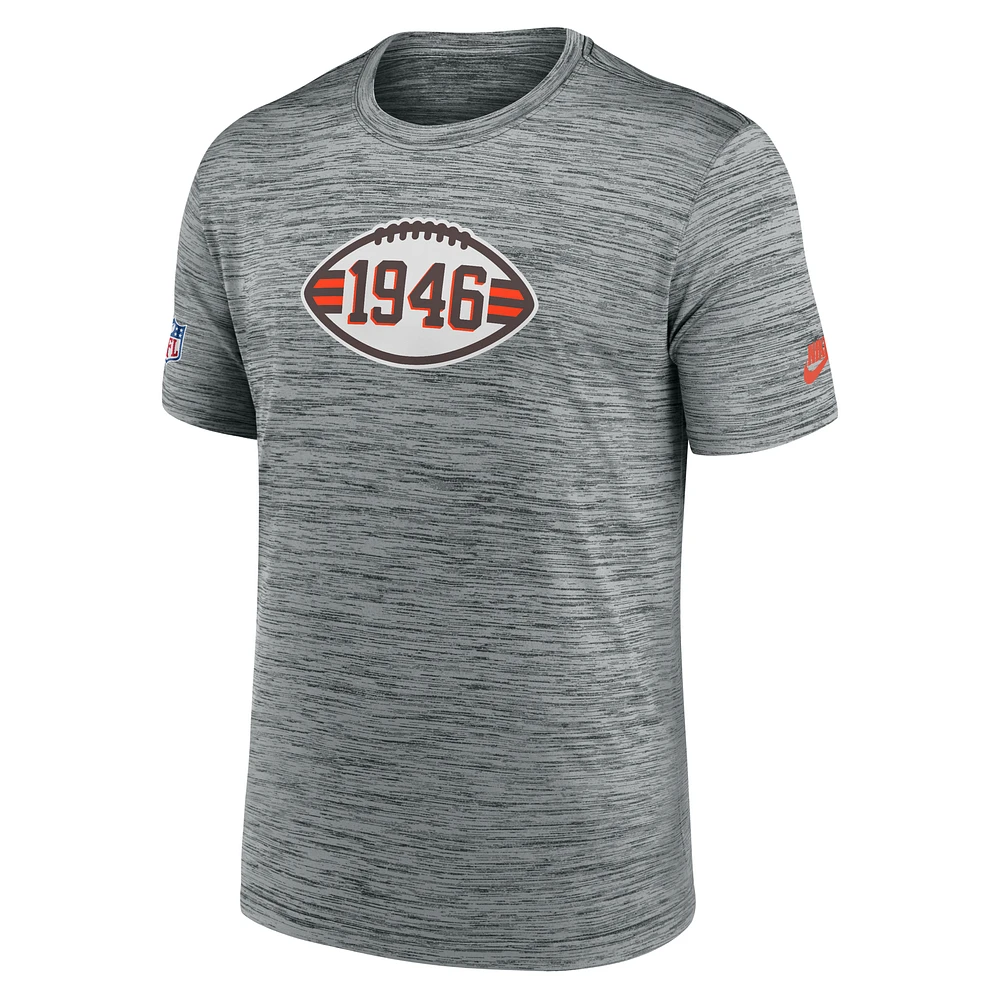 Cleveland Browns Sideline Velocity Men's Nike Dri-FIT NFL T-Shirt