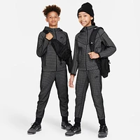 Nike Sportswear Tech Fleece Big Kids' (Boy's) Winterized Full-Zip Hoodie