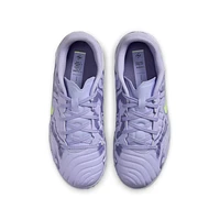 Nike United Jr. Tiempo Legend 10 Academy Big Kids' TF Low-Top Soccer Shoes