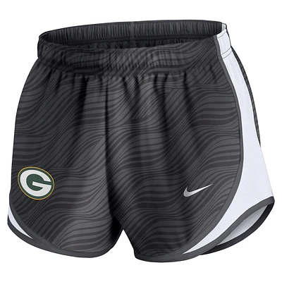 Green Bay Packers Tempo Women's Nike Dri-FIT NFL Shorts