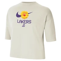 Los Angeles Lakers Courtside Women's Nike NBA Boxy T-Shirt