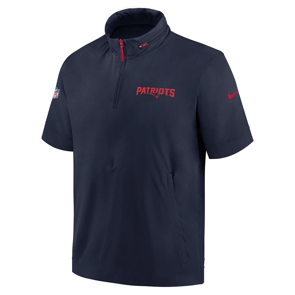 New England Patriots Sideline Coach Men's Nike NFL 1/2-Zip Short-Sleeve Hooded Jacket