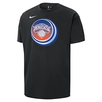 New York Knicks Essential Men's Nike NBA T-Shirt