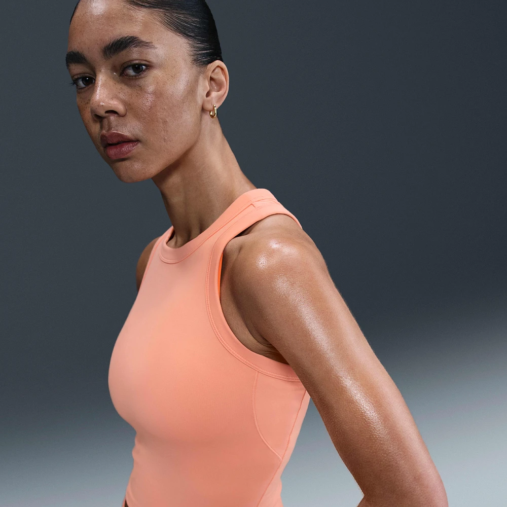 Nike One Fitted Women's Dri-FIT Cropped Tank Top