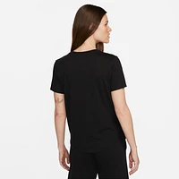 Nike Sportswear Essentials Women's Logo T-Shirt