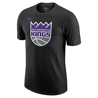 Sacramento Kings Essential Men's Nike NBA T-Shirt