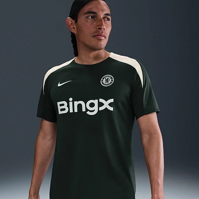 Chelsea FC Strike Men's Nike Dri-FIT Soccer Short-Sleeve Top