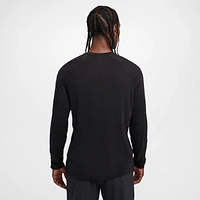 Nike A.P.S. Men's Dri-FIT ADV Long-Sleeve Versatile Top