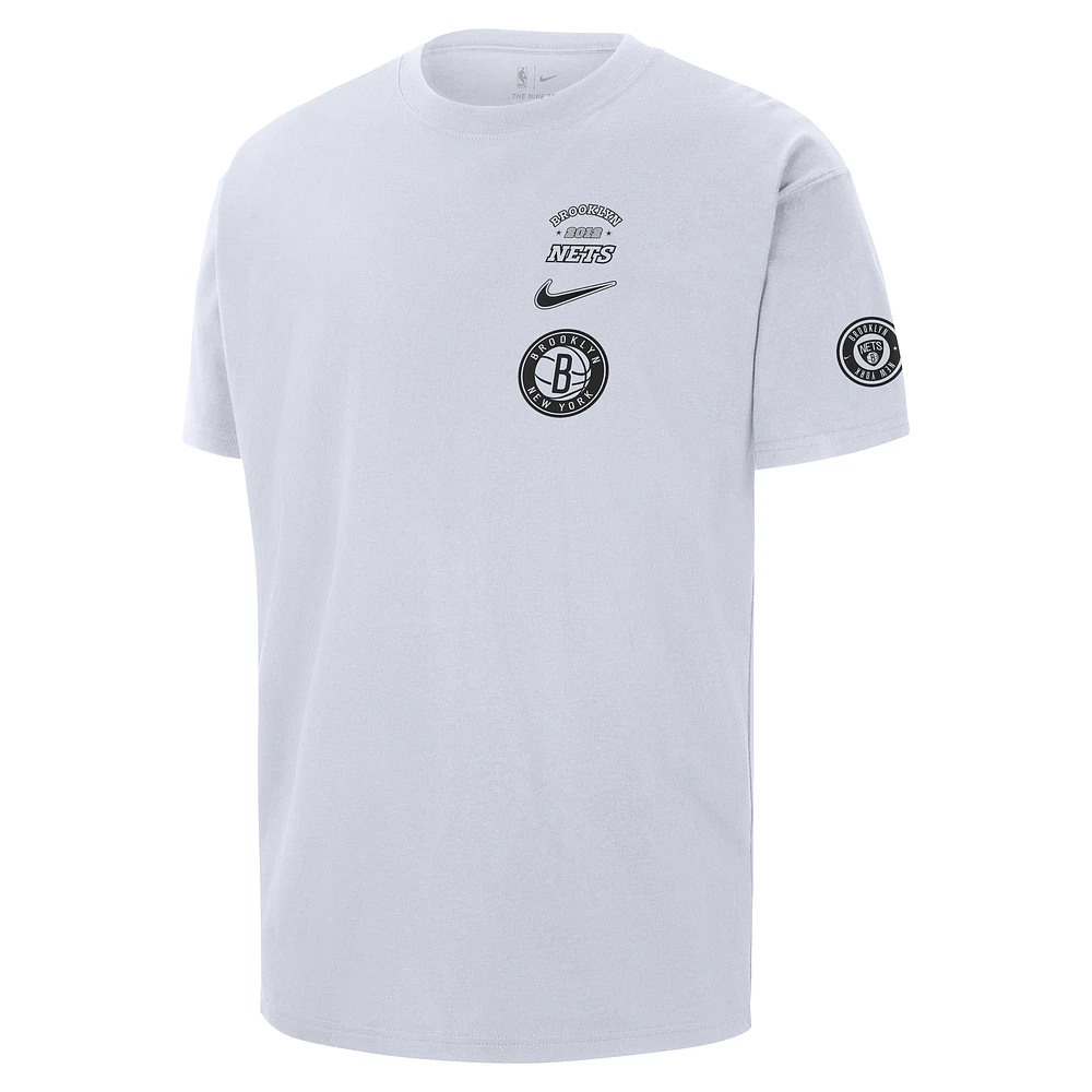 Brooklyn Nets Courtside Men's Nike NBA T-Shirt