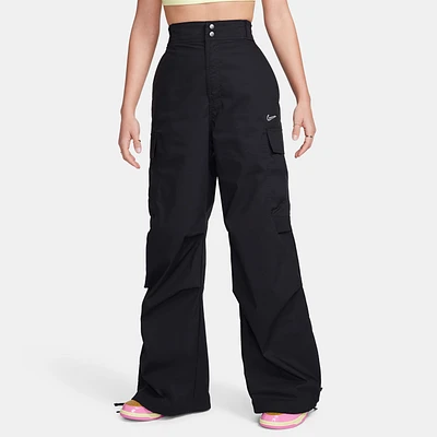 Nike Sportswear Women's High-Waisted Loose Woven Cargo Pants