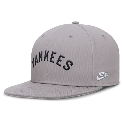 New York Yankees Cooperstown True Men's Nike Dri-FIT MLB Fitted Hat