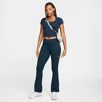 Nike Sportswear Chill Knit Women's Tight Mini-Rib Flared Leggings