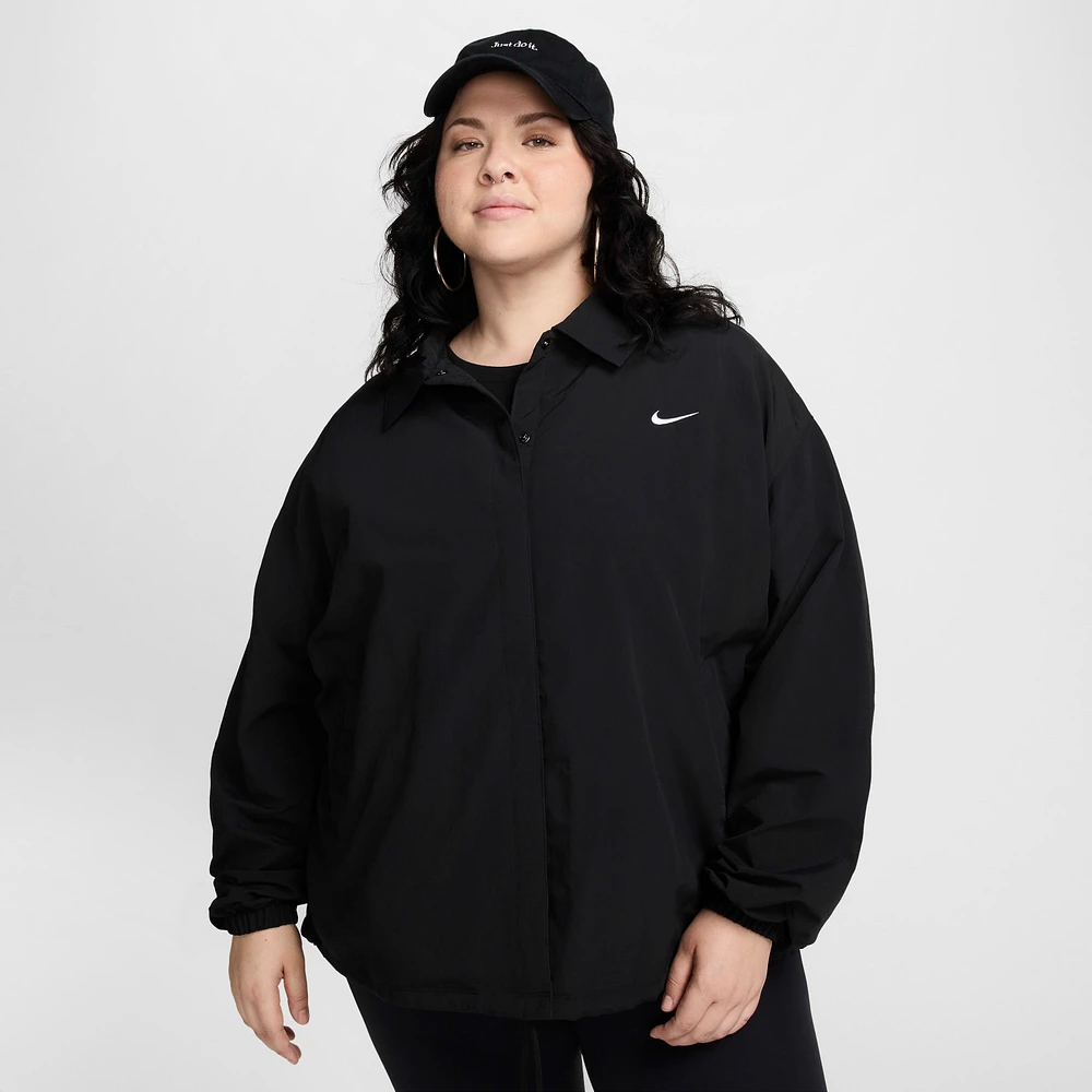 Nike Sportswear Essential Women's Oversized UV Woven Coaches' Jacket (Plus Size)