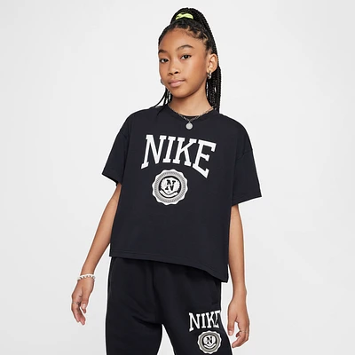 Nike Sportswear Girls' T-Shirt