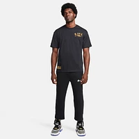 LeBron Men's M90 T-Shirt