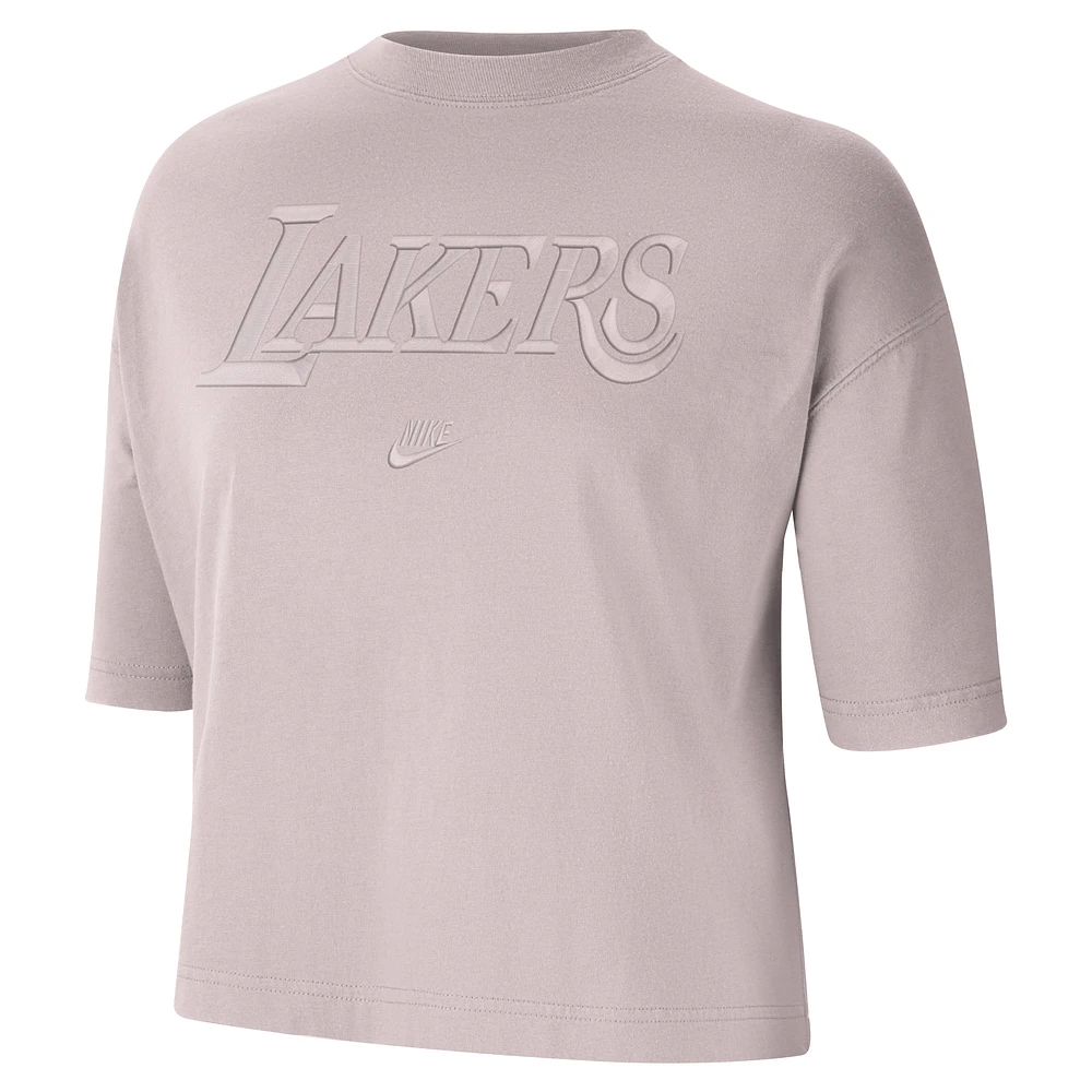 Los Angeles Lakers Courtside Essential Women's Nike NBA Boxy T-Shirt