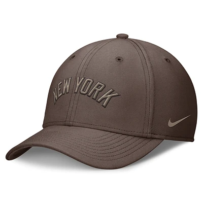 New York Yankees Statement Swoosh Men's Nike Dri-FIT MLB Hat